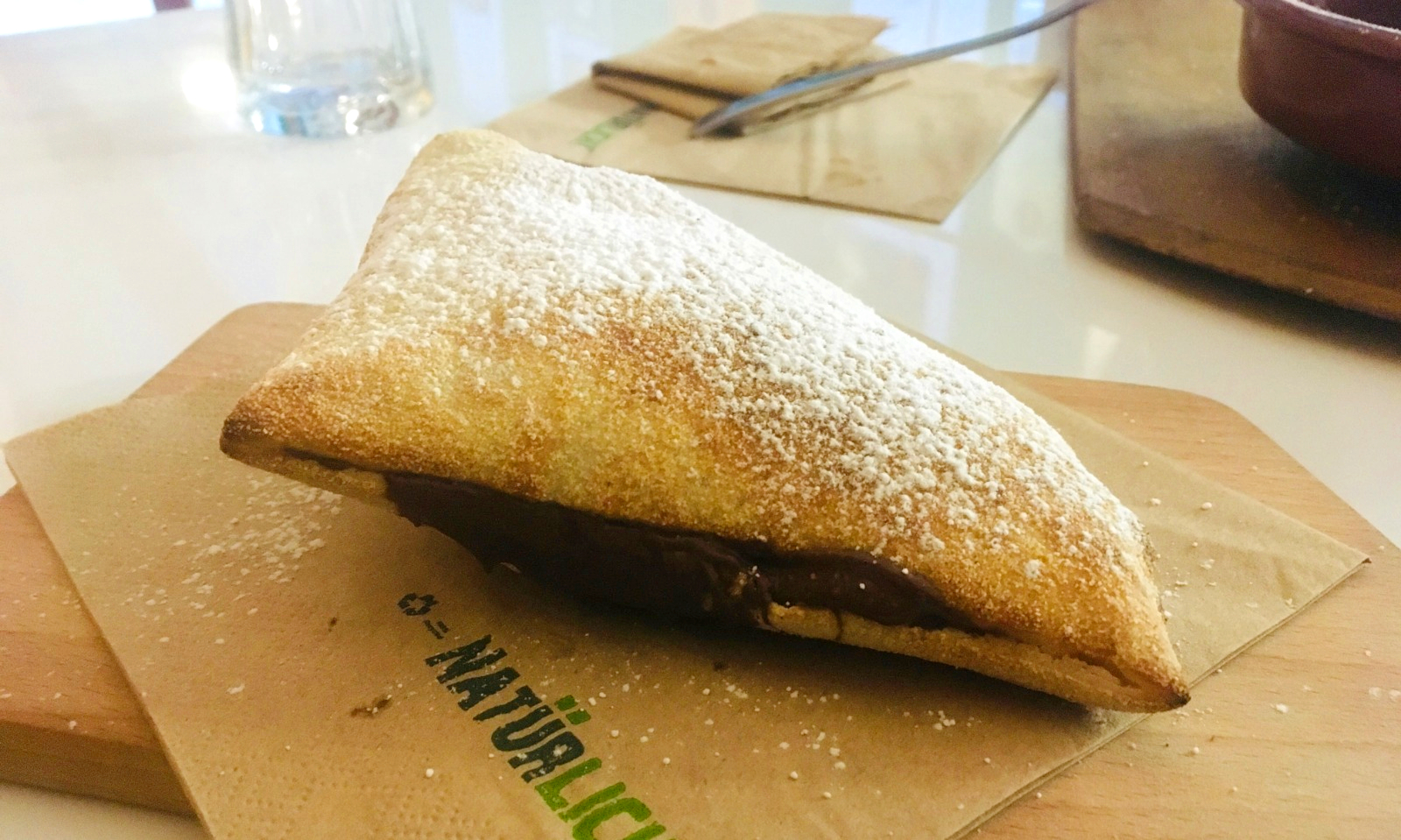 Pizzare-Pannozetto-with-Crema-Gianduja