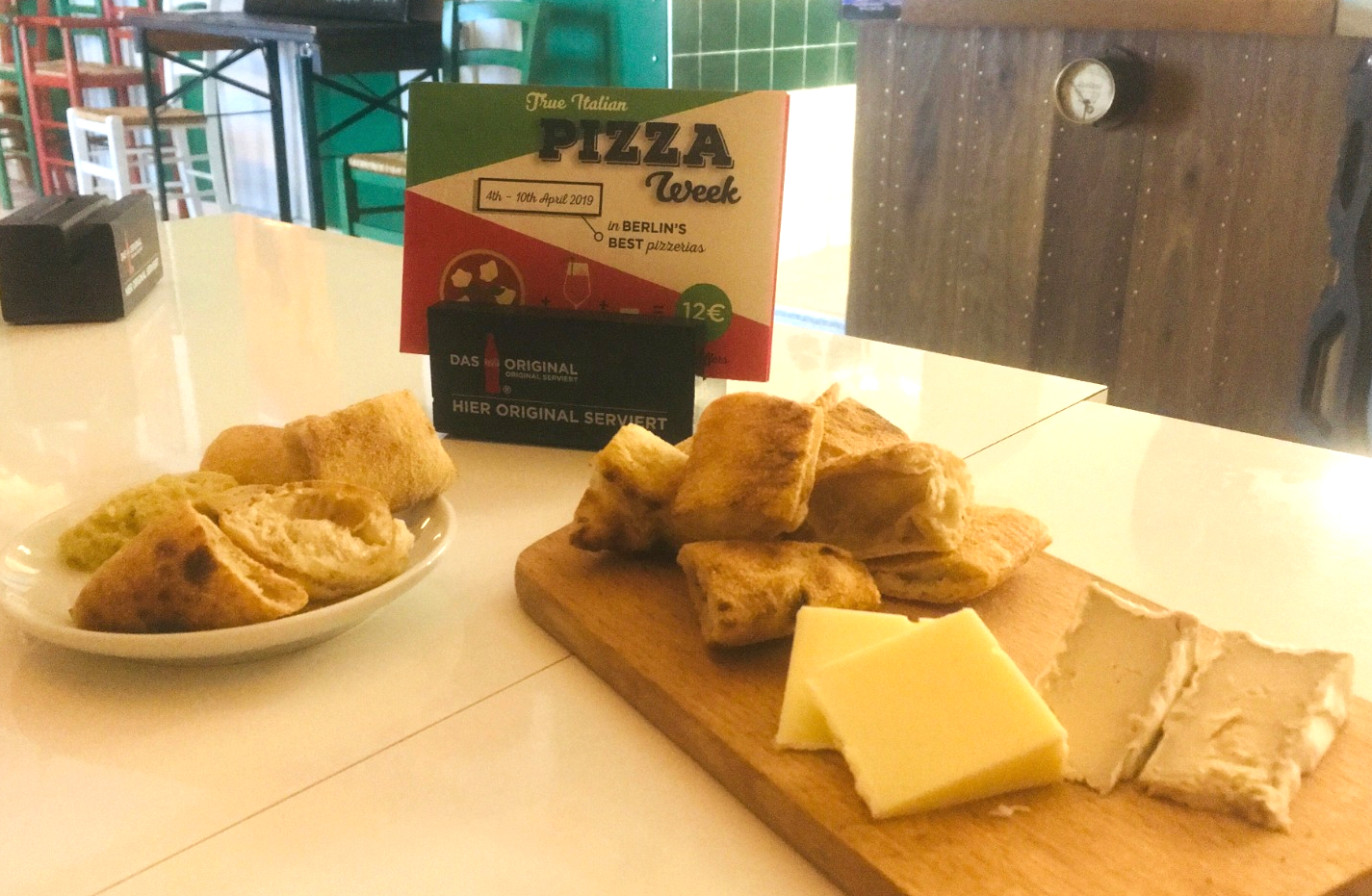 Pizzare-Vegan-Foccacia-and-cheese