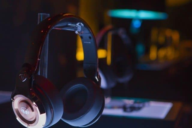 monster cable headphone