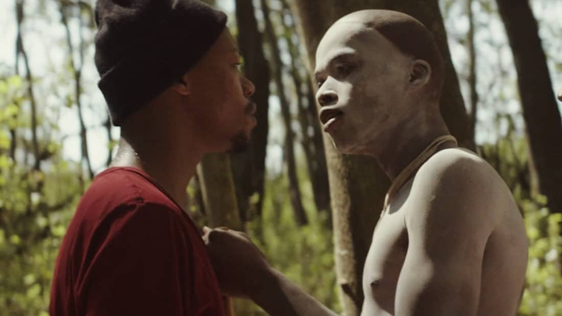 TheWound-BerlinLovesYou-actorNakhaneTourewithHat